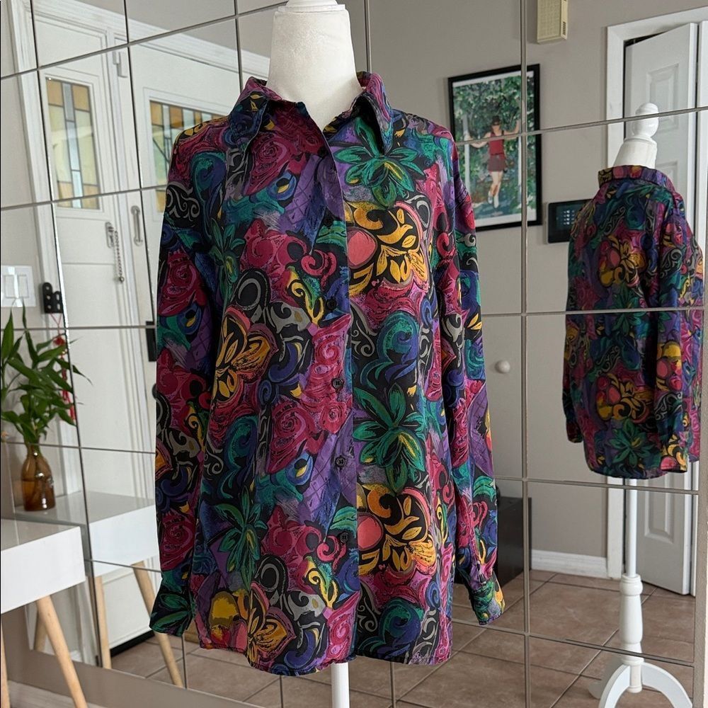 Women’s Vintage Multicolor Floral Button-Down Silk Shirt